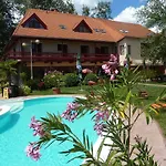 Hotel Zsanett Balatonkeresztúr
