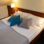 Zsanett Hotel Balatonkeresztúr