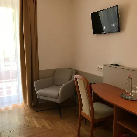 Zsanett Szálloda 3*