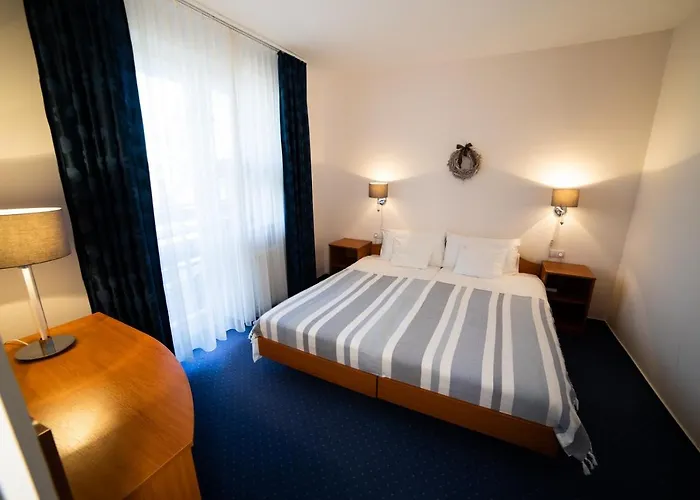 Zsanett 3* Balatonkeresztúr