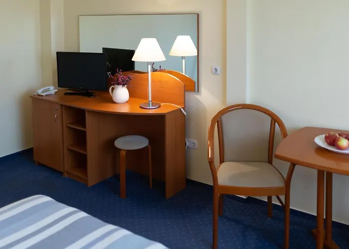 Zsanett 3* Balatonkeresztúr